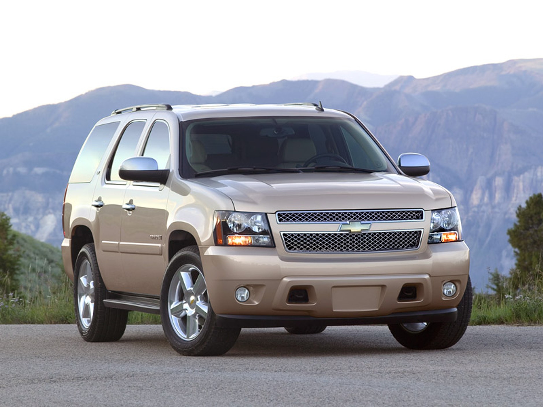 Escalade dla mas: Chevy Tahoe 6,2 V8 (283 kW/385 KM)