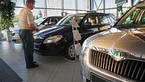 24 lata polskiej motoryzacji – co się zmieniło od 2000 r.? 10 zaskakujących faktów