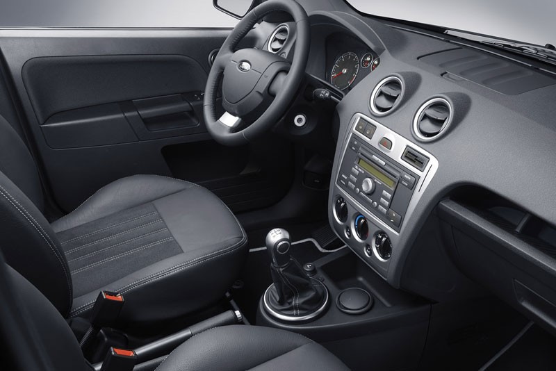 Ford Fusion Black Magic: limitowana edycja na rynek niemiecki