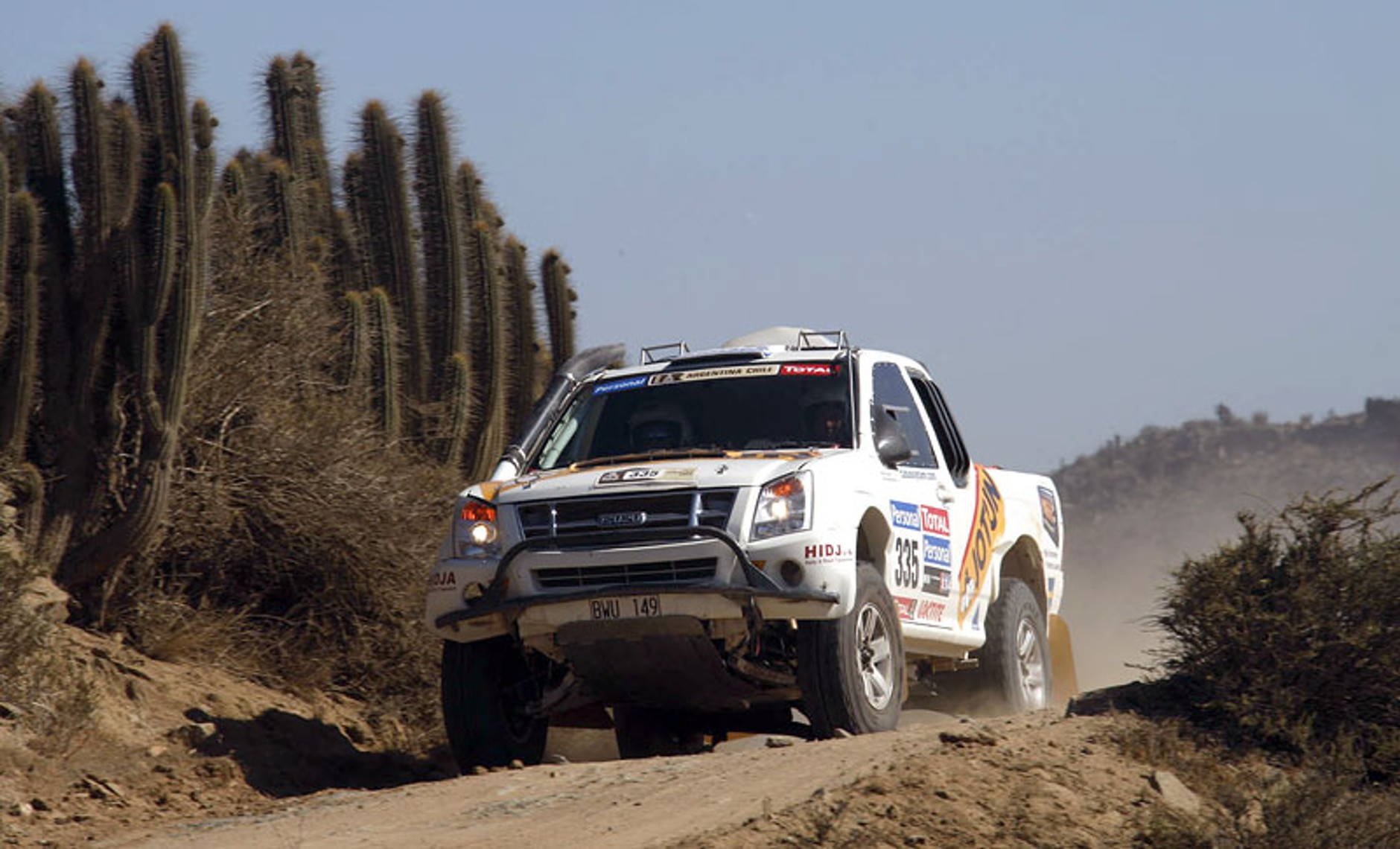 Rajd Dakar 2010: Przygoński już 8, Sonik broni honoru (12. etap na żywo, wyniki, foto)
