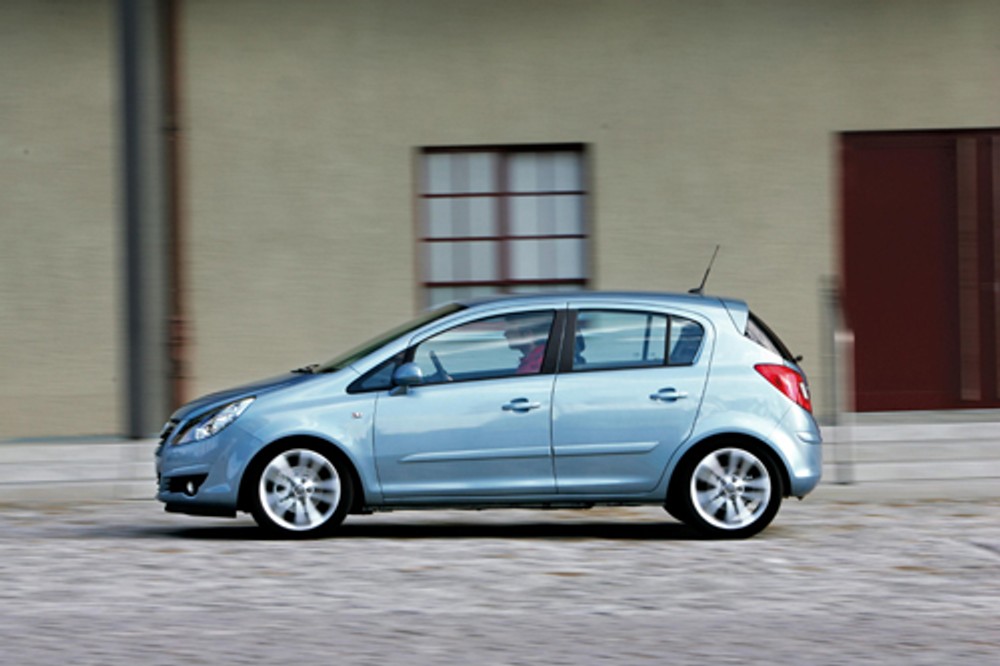 Opel Corsa 1.7 CDTI - Pomiędzy nimi jest przepaść