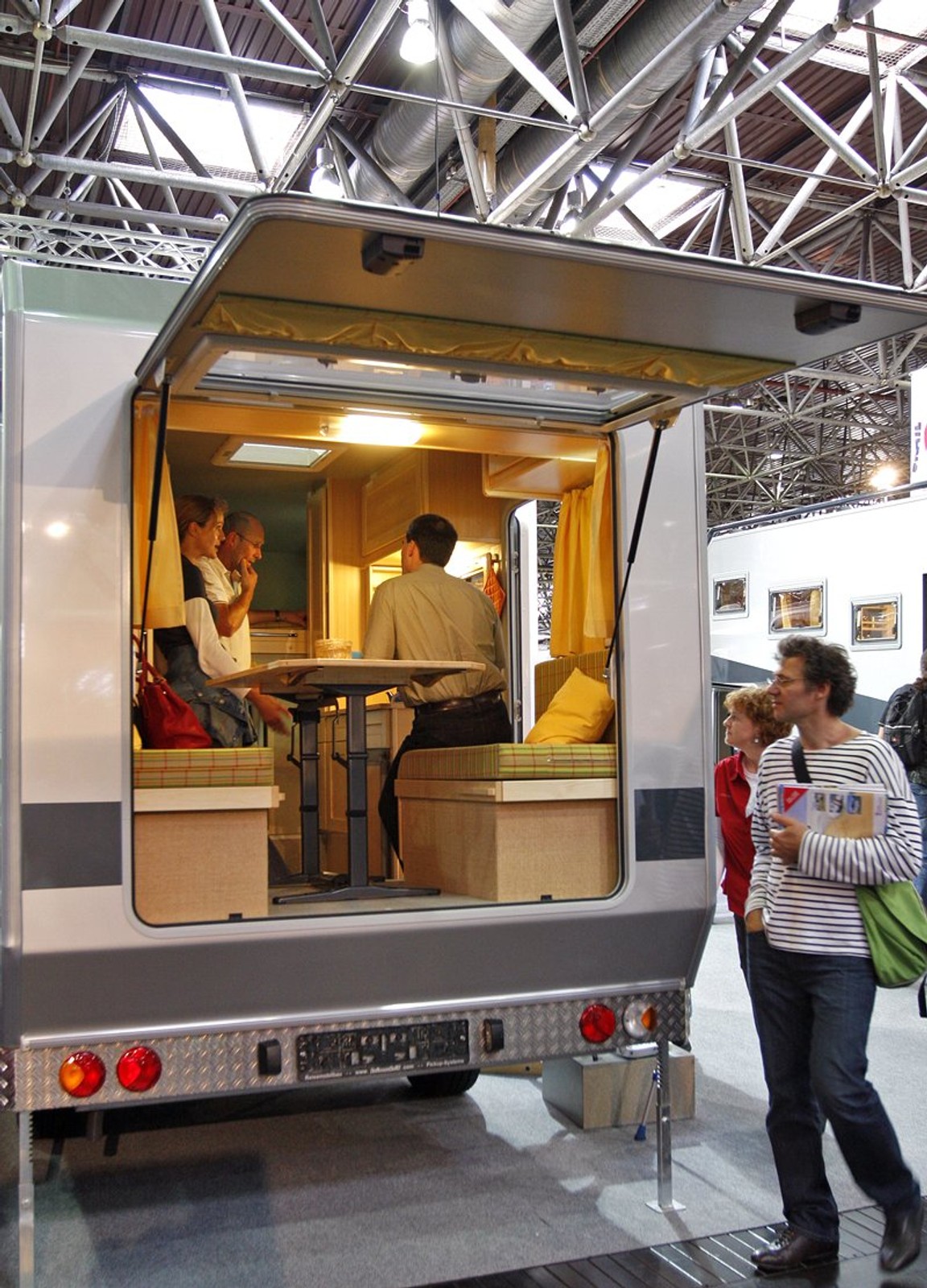 Caravan Salon Düsseldorf 2009: nowości turystyki na kołach - fotogaleria