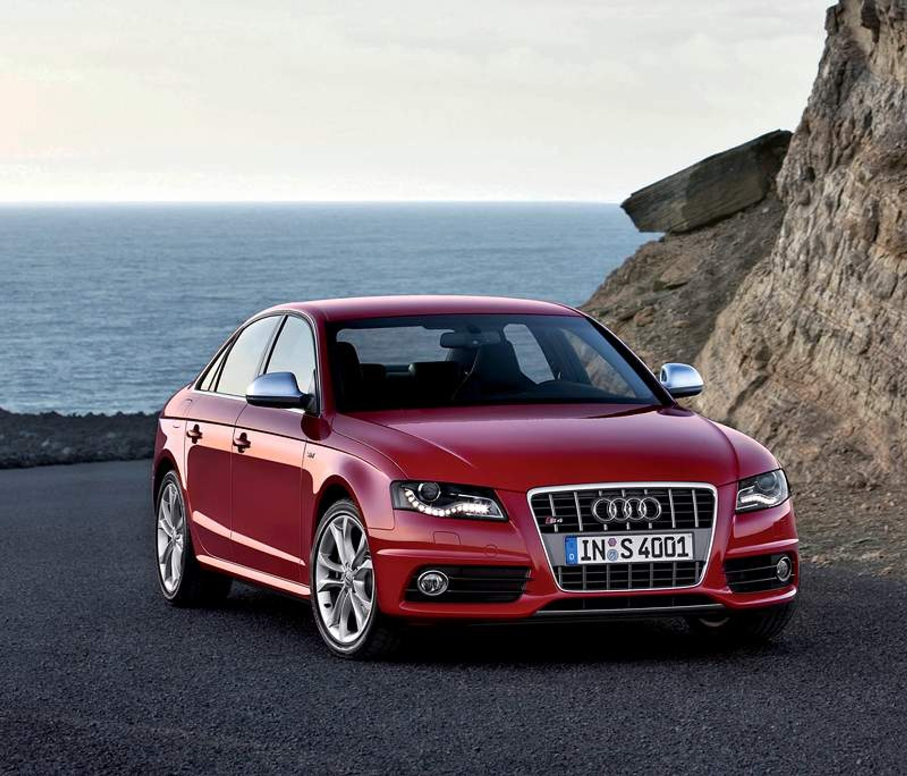 Paryż 2008: Audi S4 i S4 Avant – 333 koni dla niemieckiego sportowca