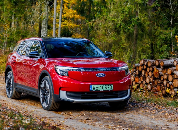 Ford zamierza powalczyć o polskich klientów. Na 2025 r. przygotował specjalną ofertę