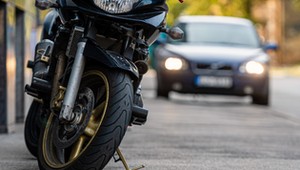 Jakie motocykle można prowadzić z prawem jazdy kat. B? Nie tylko 125 cm3. Dwa warunki