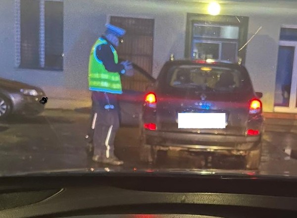 19-latek nie zdążył nacieszyć się prawem jazdy. Smutny finał ucieczki przed policją