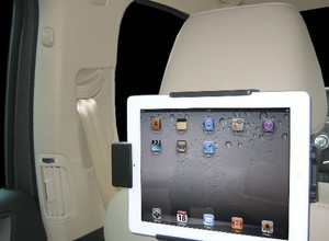 Tablet w samochodzie