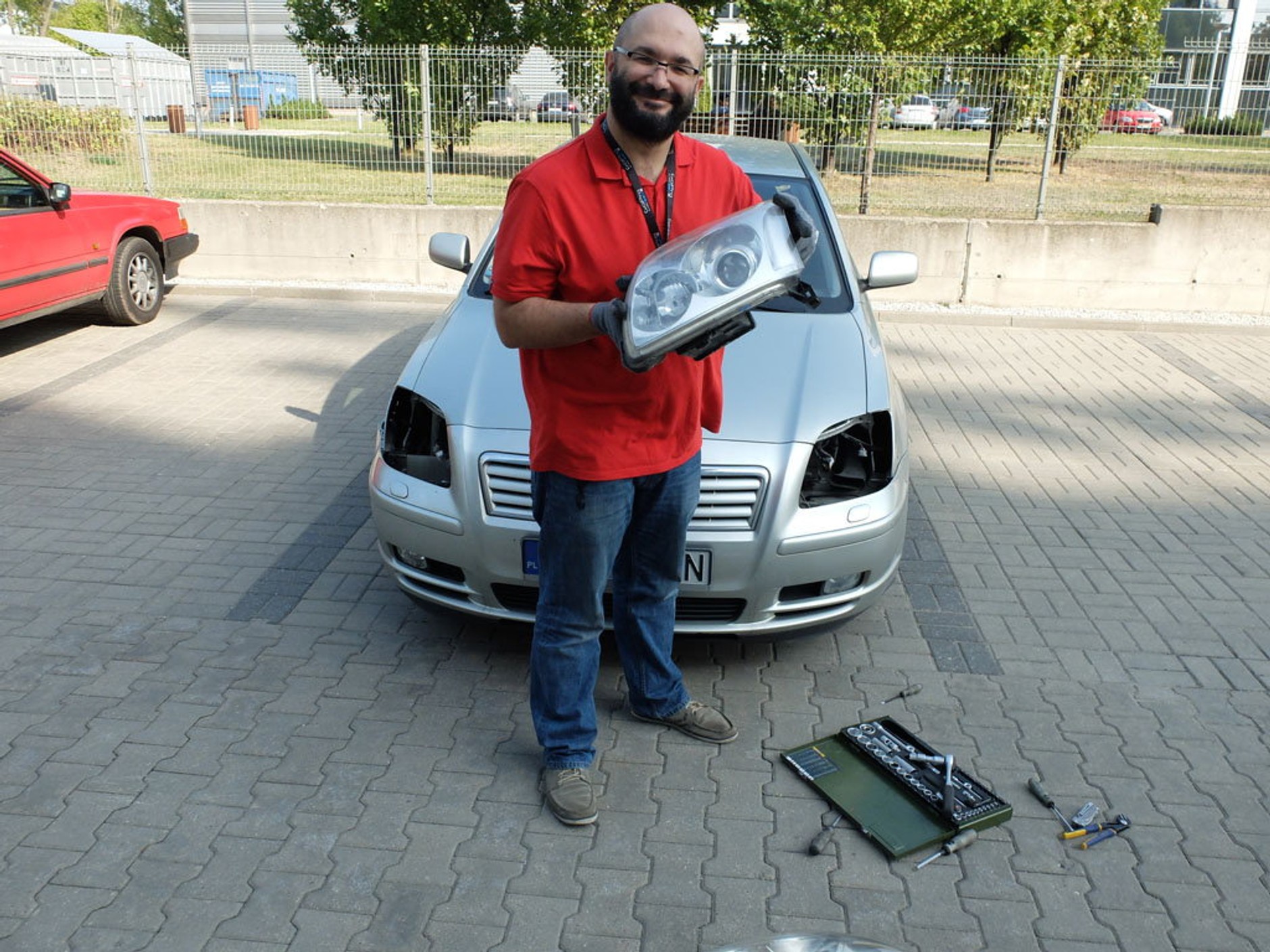 Regeneracja reflektorów krok po kroku