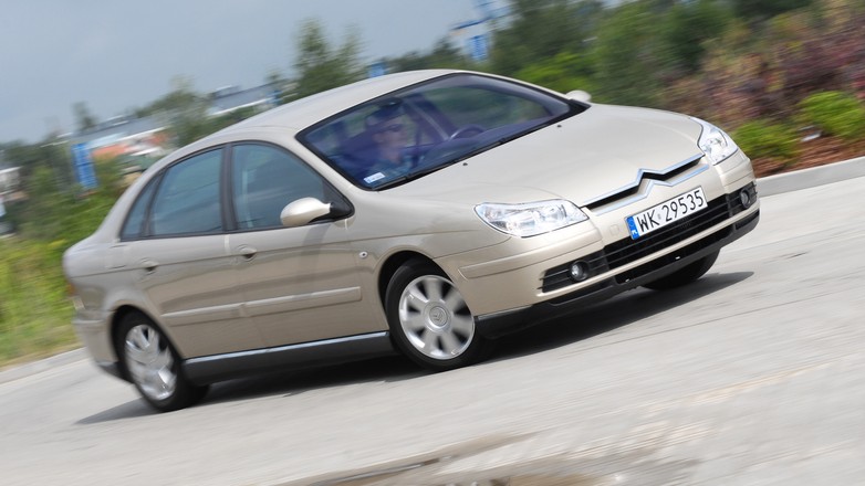 Top 5: ciekawe i niedrogie modele klasy średniej