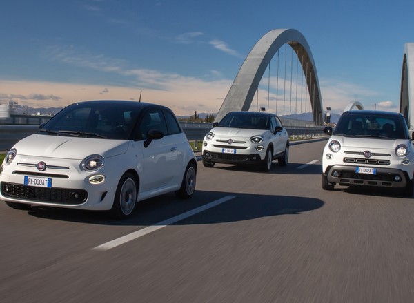 Fiat 500 Hey Google - asystent na pokładzie i znaczki na karoserii