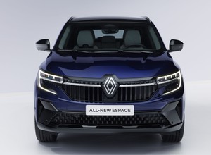 Renault Espace właśnie trafia do sprzedaży. Są już polskie ceny