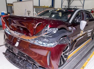Tylko trzy samochody nie zdobyły pięciu gwiazdek w teście Euro NCAP