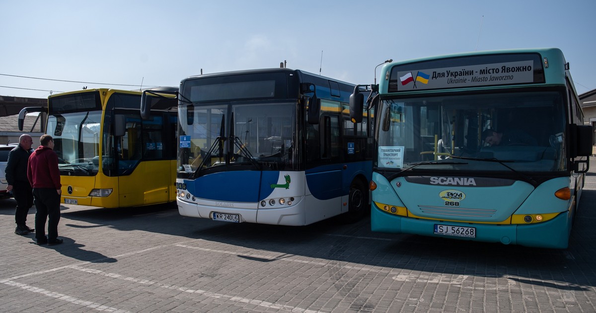 UKRAINA LWÓW UROCZYSTOŚĆ PRZEKAZANIA AUTOBUSÓW