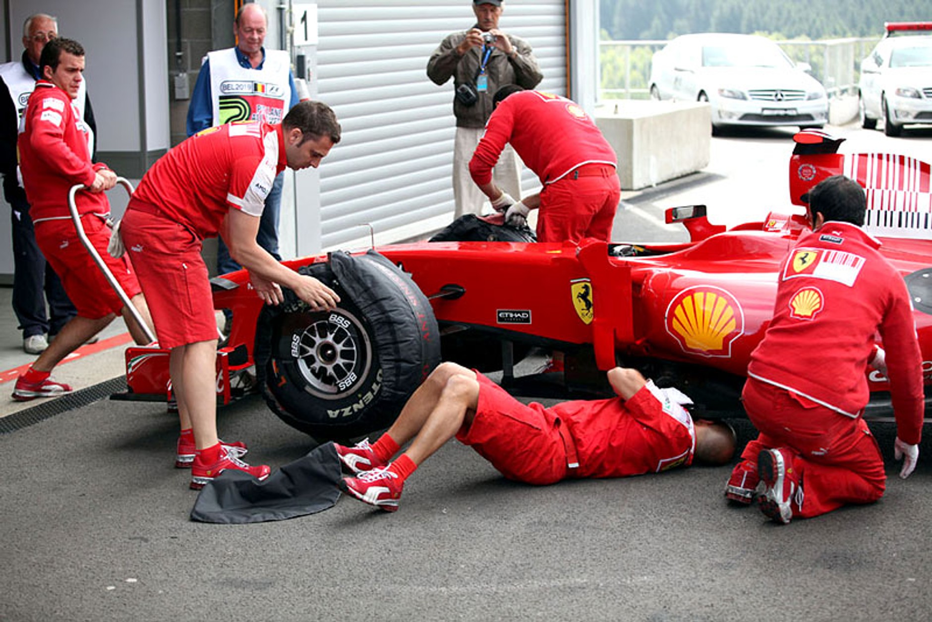 Grand Prix Europy 2009: Formuła 1 od kulis - fotogaleria Jiří Křenek