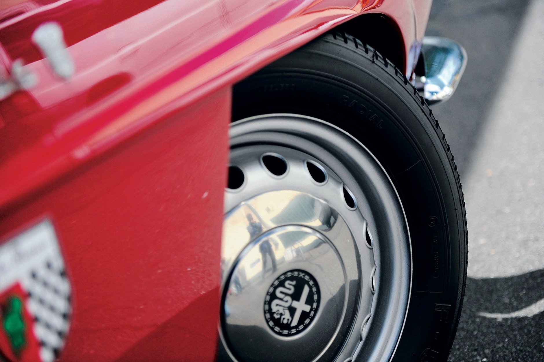 Alfa Romeo Giulia Sprint Speciale - klasyk wiecznie piękny