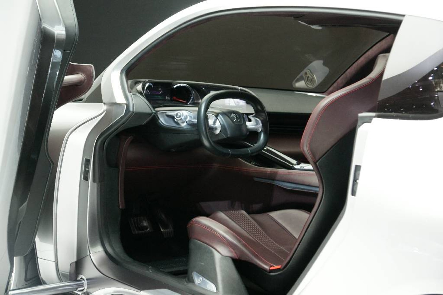 Genewa 2011: gorące premiery (galeria 1.)