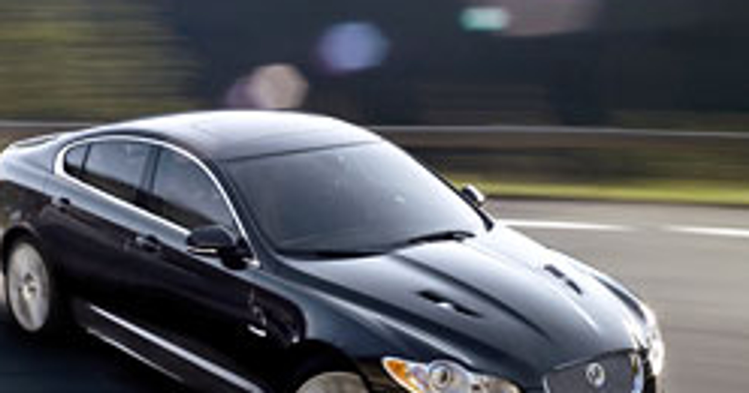 Detroit 2009: Jaguar XFR, czyli angielskie M5