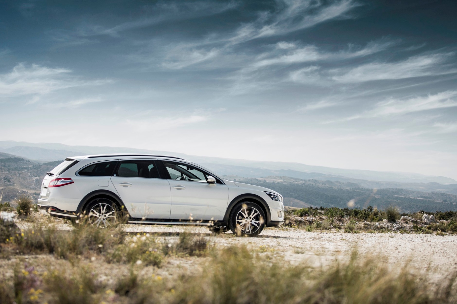 Peugeot 508 RXH za 152,9 tys. zł