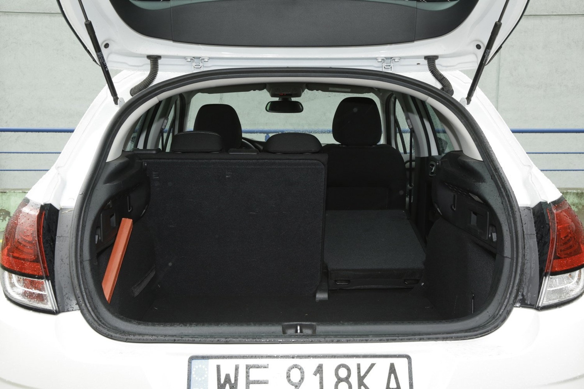 Porównanie - Citroen C4 kontra Peugeot 308 - osiągi, spalanie, dane techniczne