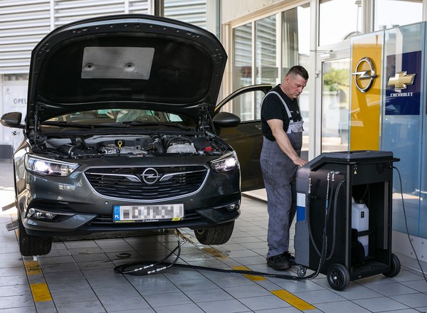 Wymiana oleju w "automacie": statyczna czy dynamiczna?