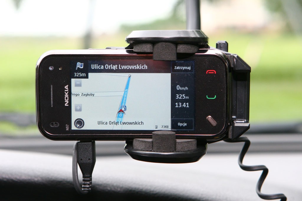 Zagraniczna nawigacja nie potrafi omijać korków! A polska...