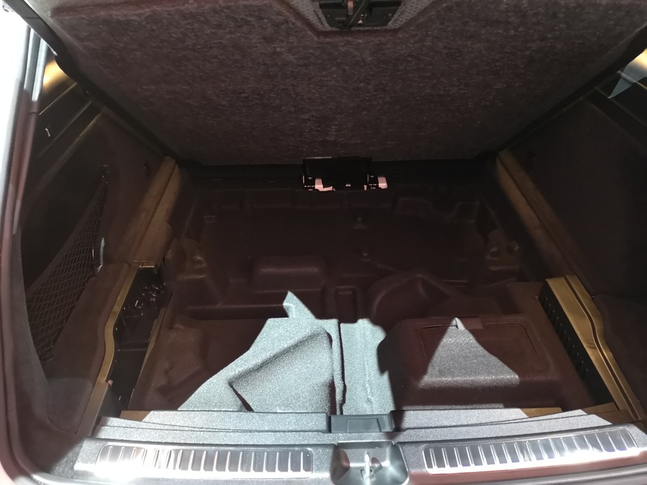 Mercedes EQC