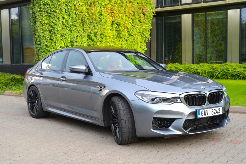 BMW M5