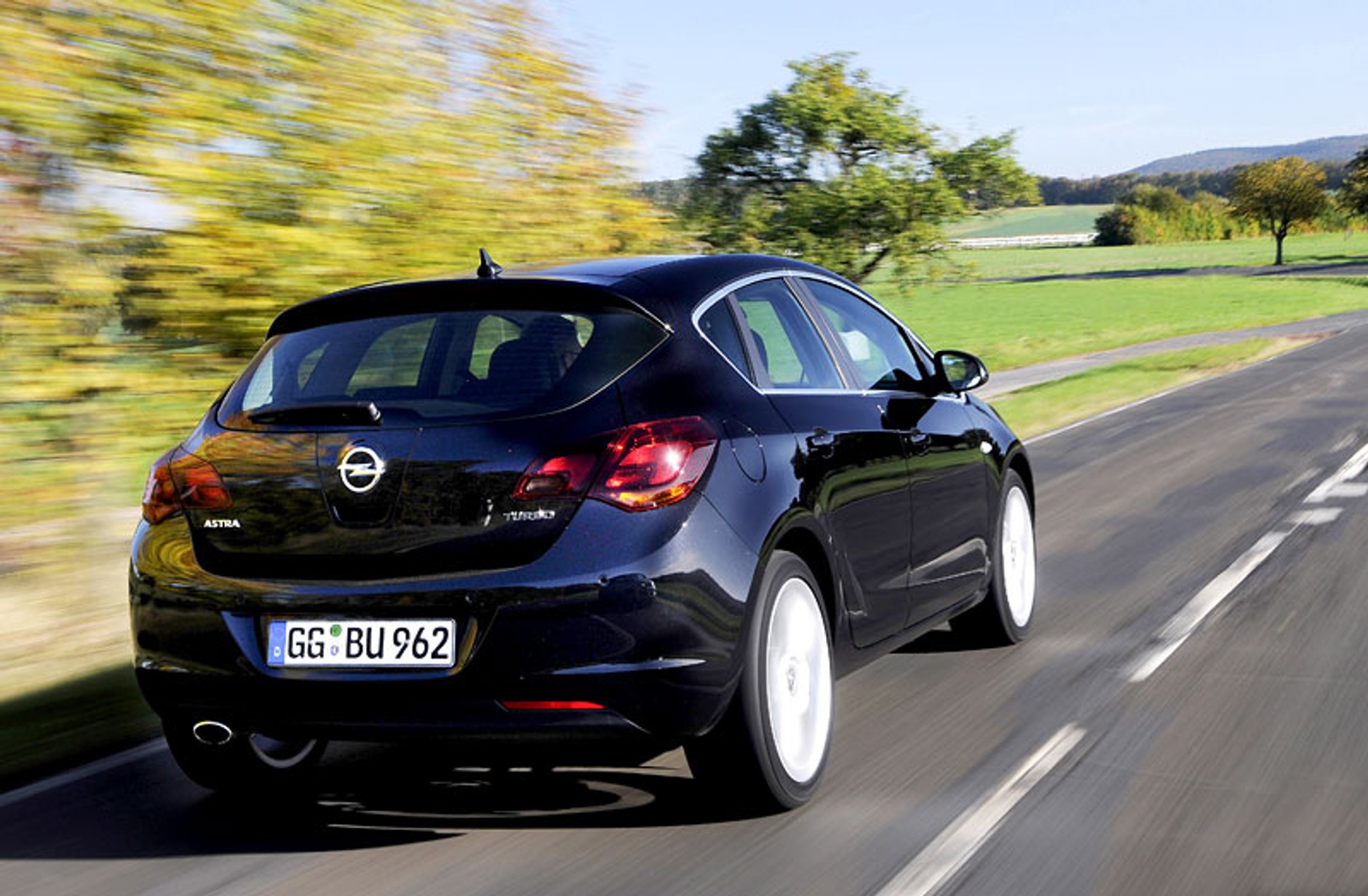 Opel Astra: pierwsze wrażenia z jazdy