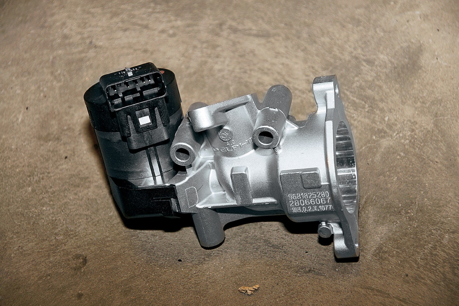 Ksenony, EGR i DPF: zobacz, czym grożą nielegalne przeróbki aut