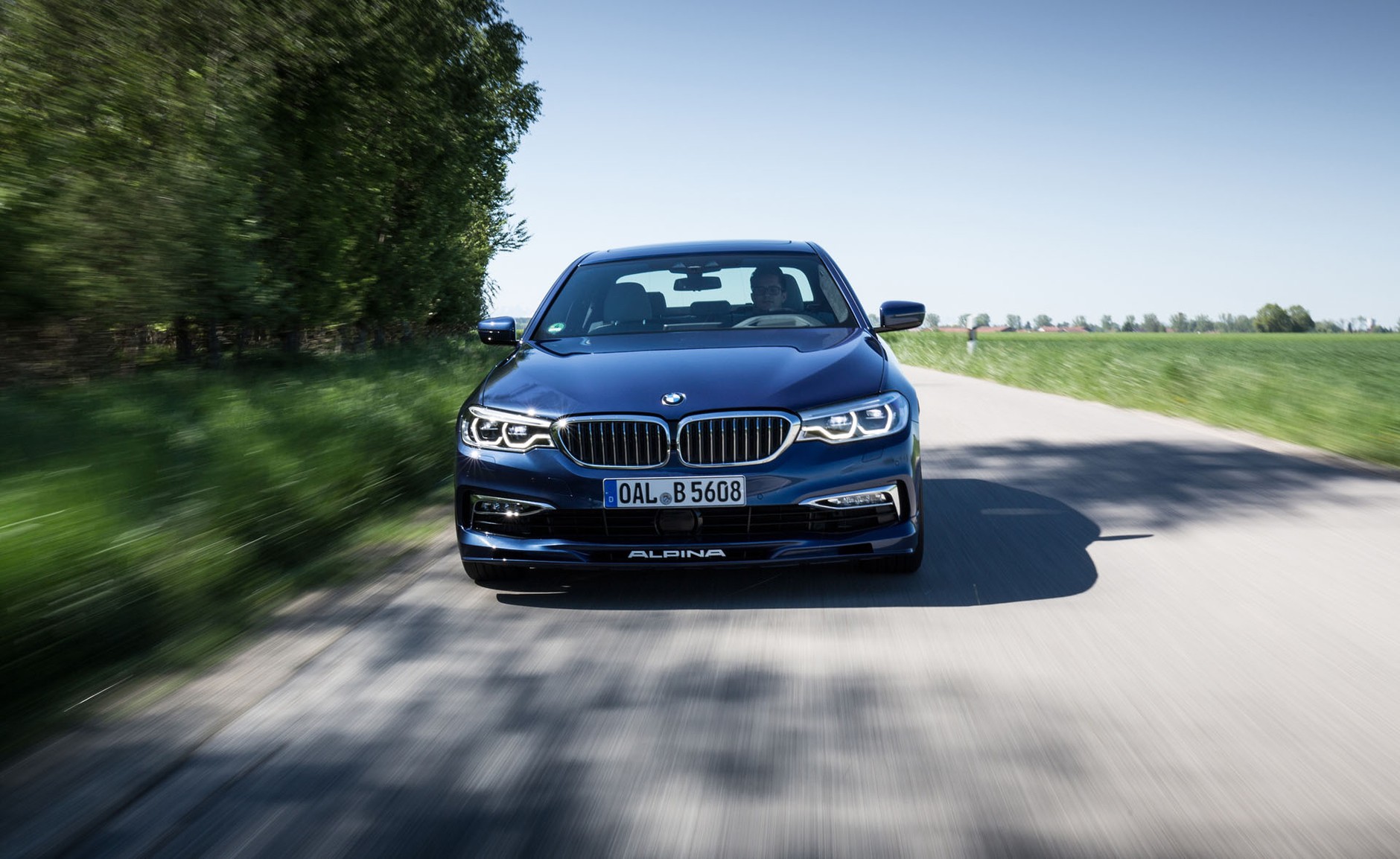 BMW Alpina B5 Biturbo - czym róźni się od BMW M?