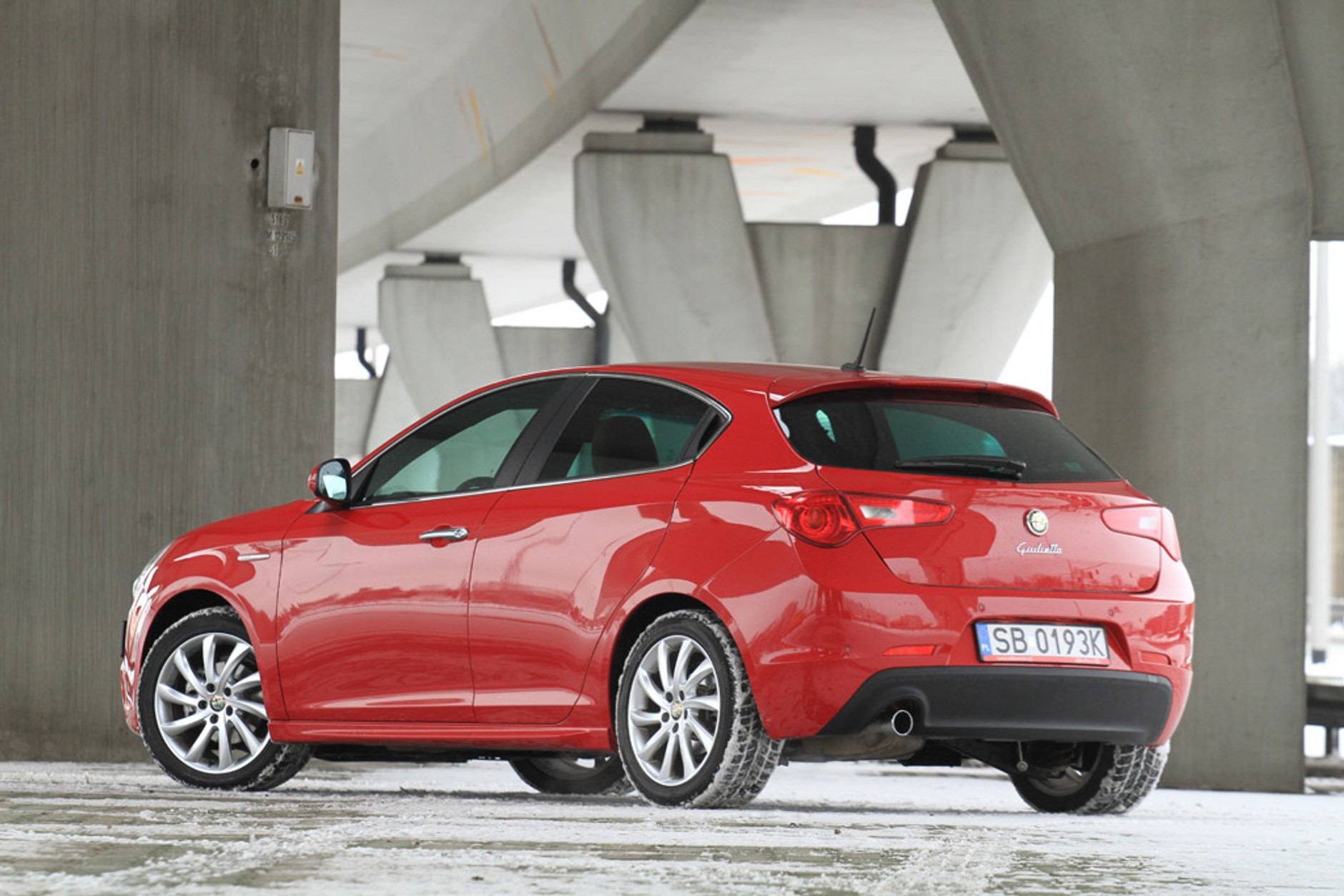Alfa Romeo Giulietta z fabryczną instalacją LPG. Czy warto jeździć na gazie?