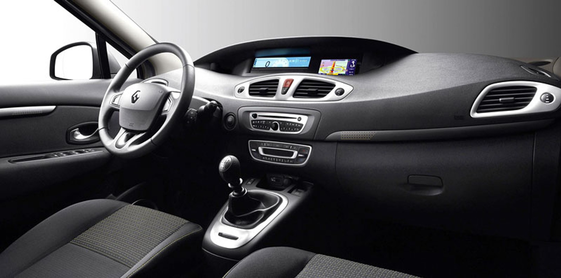 Nowy Renault Scenic: ładny, nowoczesny, wygodny (ceny w Polsce)