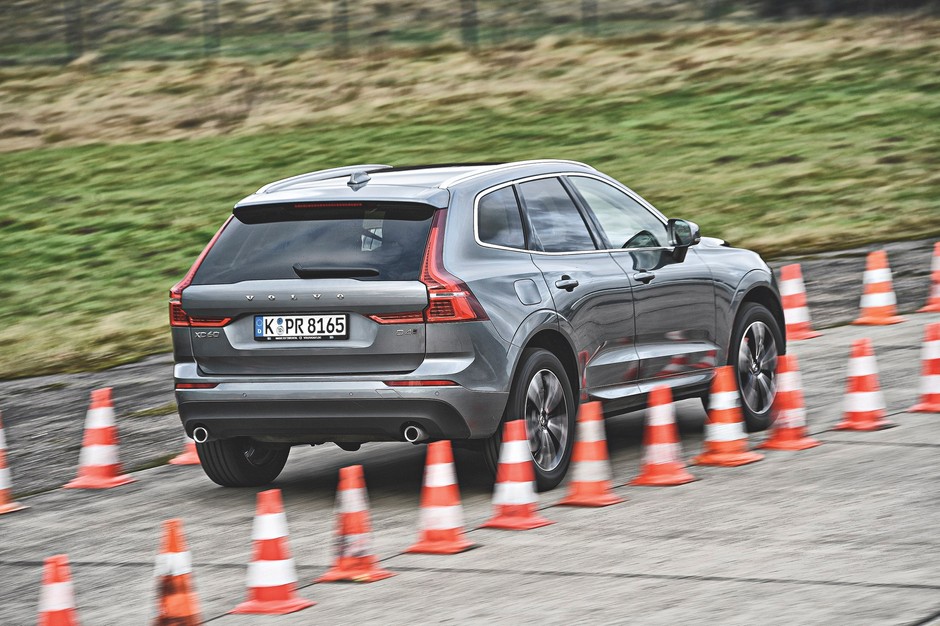 Alfa Romeo Stelvio vs. Audi Q5, BMW X3, Mercedes GLC i Volvo XC60 - 5 wszechstronnych diesli
