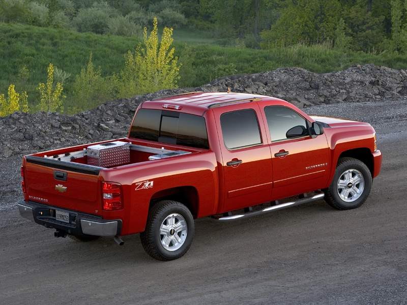 Atak klonów: Chevy Silverado i GMC Sierra 2007