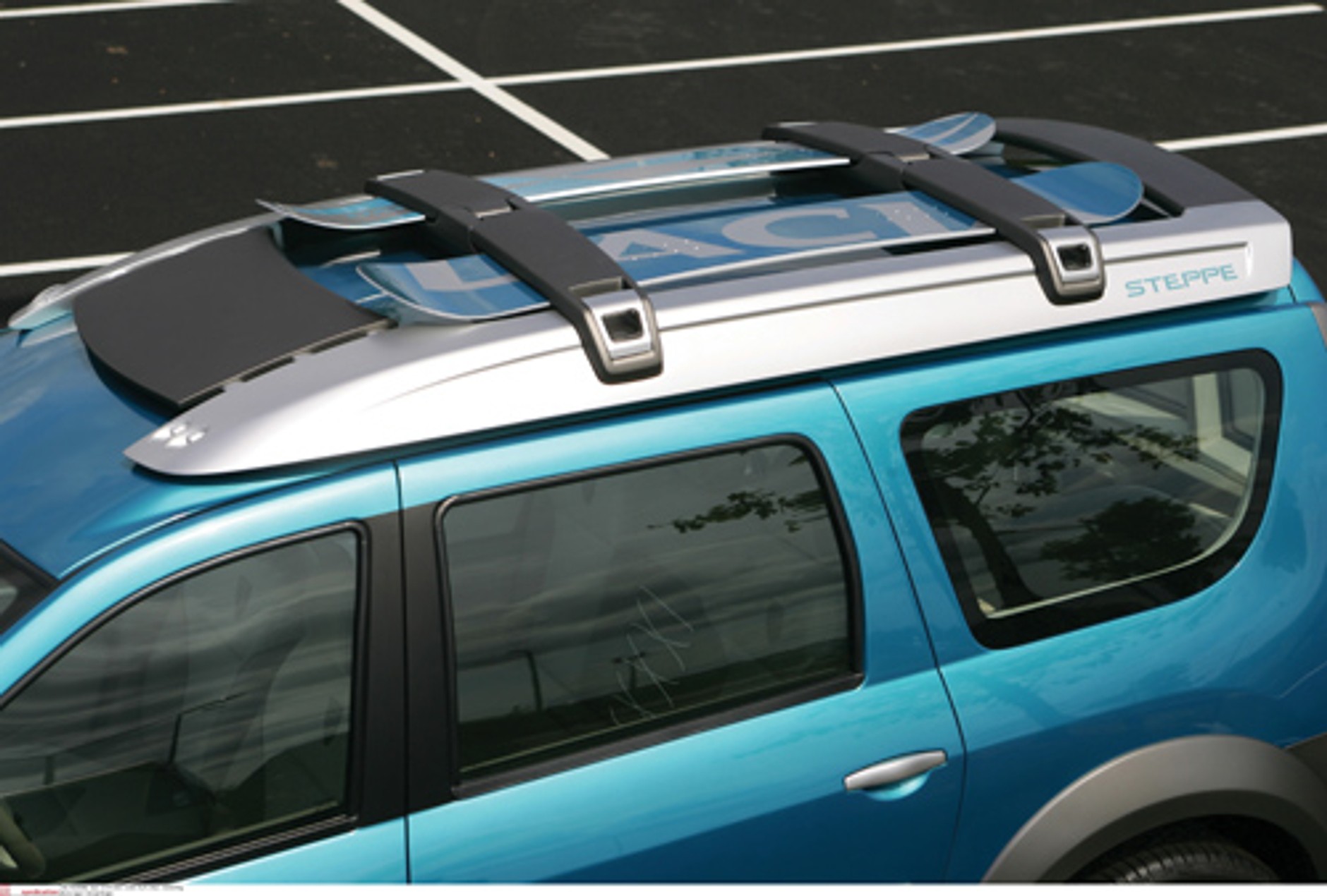 Dacia Logan Concept Steppe - Duże kombi za nieduże pieniądze