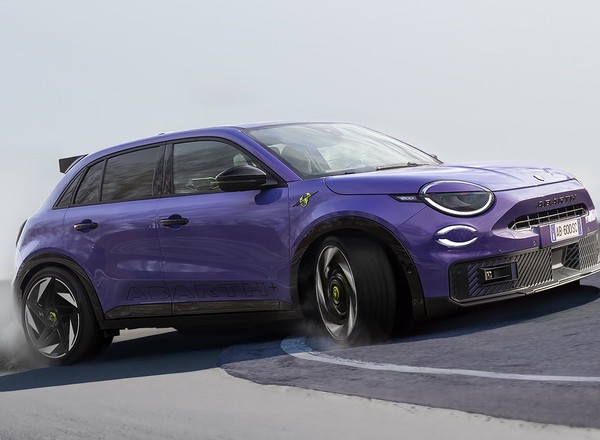 Abarth zapowiedział elektryczny model 600e. Najmocniejsze auto w historii marki