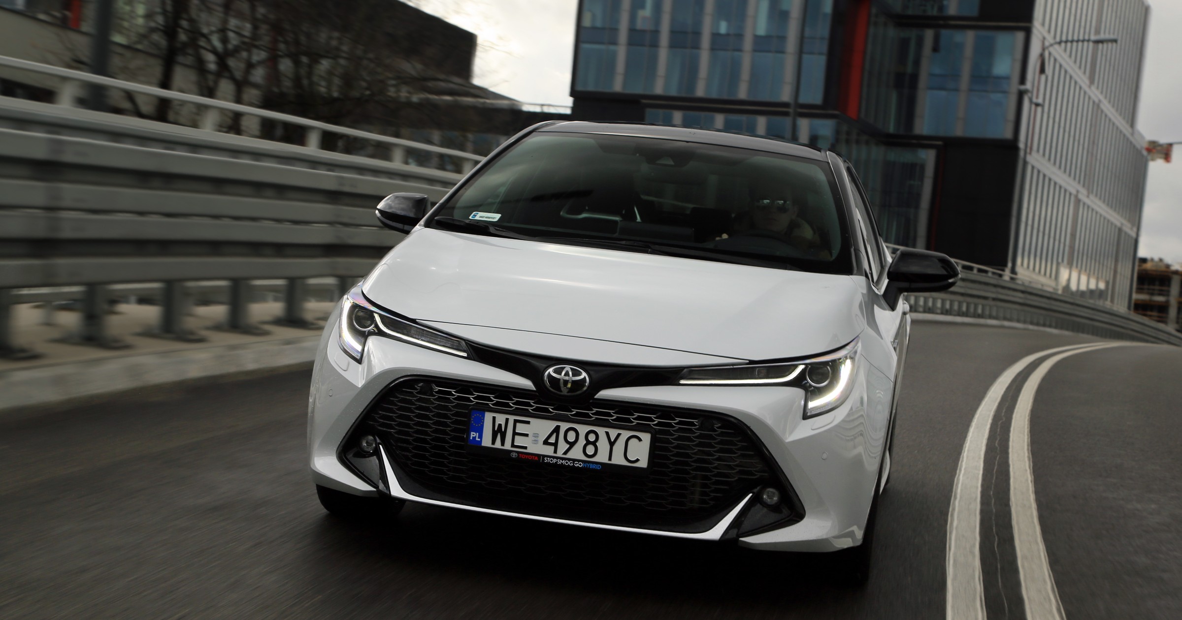 Toyota Corolla 2.0 Hybrid 184 KM GR Sport. Najmocniejszy napęd hybrydowy wybrało 10 proc. nabywców Corolli w Polsce w zeszłym roku.