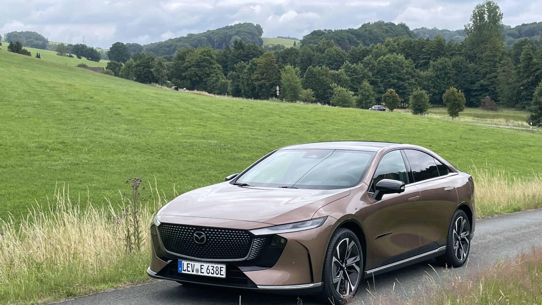 Mazda 6e
