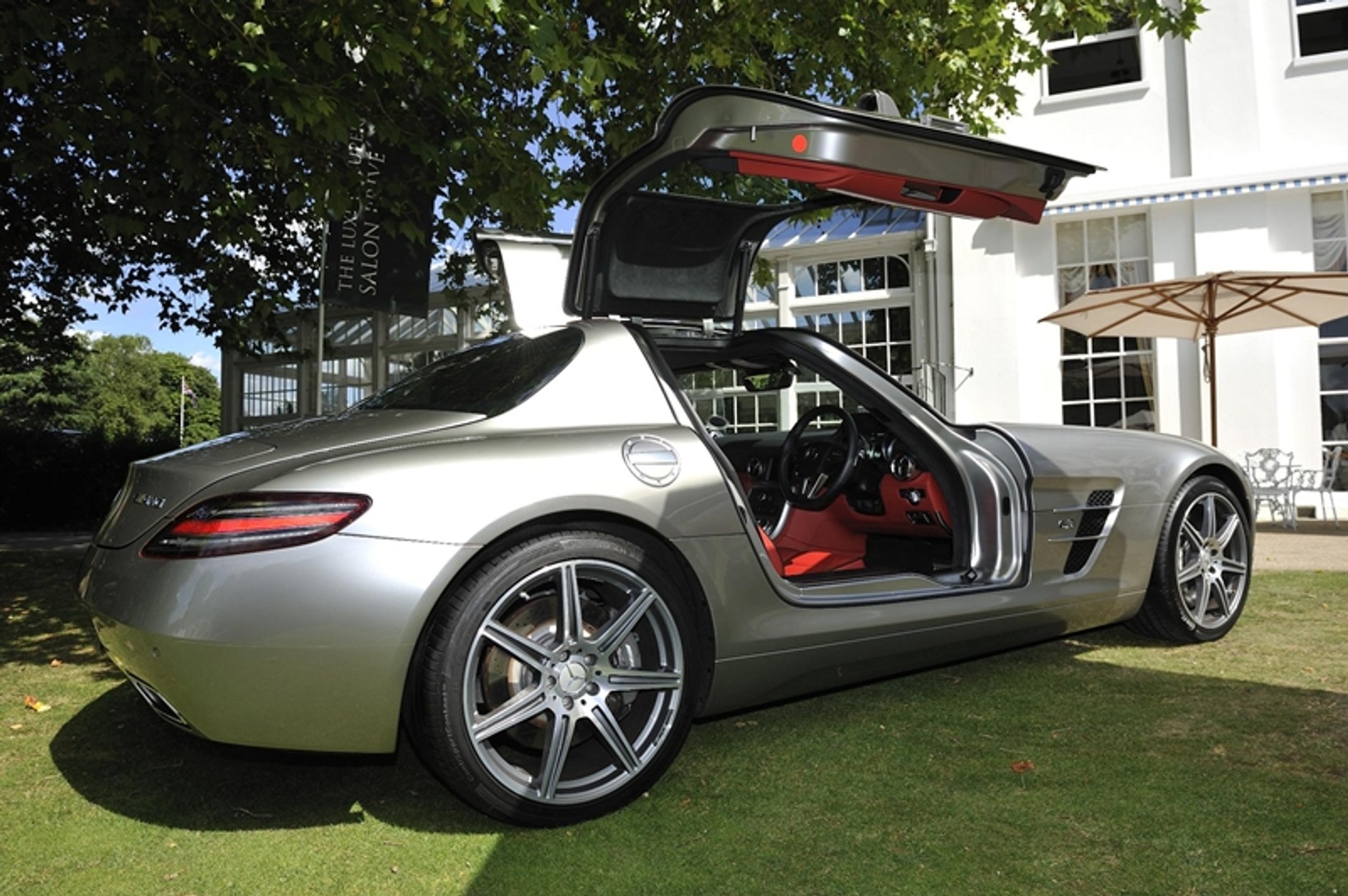 Salon Privé – salon samochodowy dla bogaczy