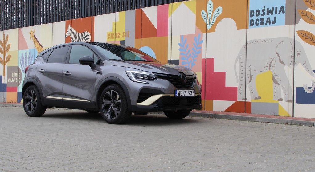 Renault Captur E-Tech full hybrid E-Tech engineered
