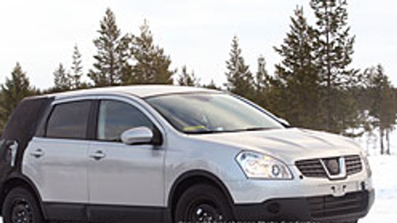 Zdjęcia szpiegowskie: wydłużony Nissan Qashqai