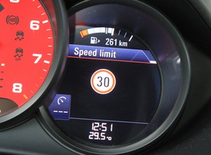 Pomocne rozwiązanie czy zbędny dodatek? Eksperci sieci ProfiAuto oceniają systemy ułatwiające jazdę