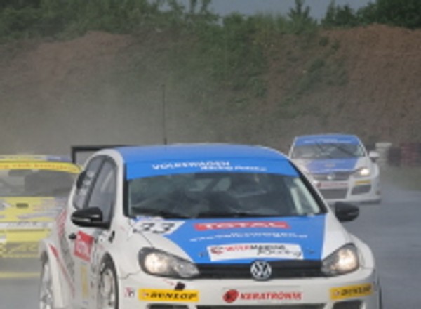 Wyścigi: Volkswagen Racing Polska ponownie na podium