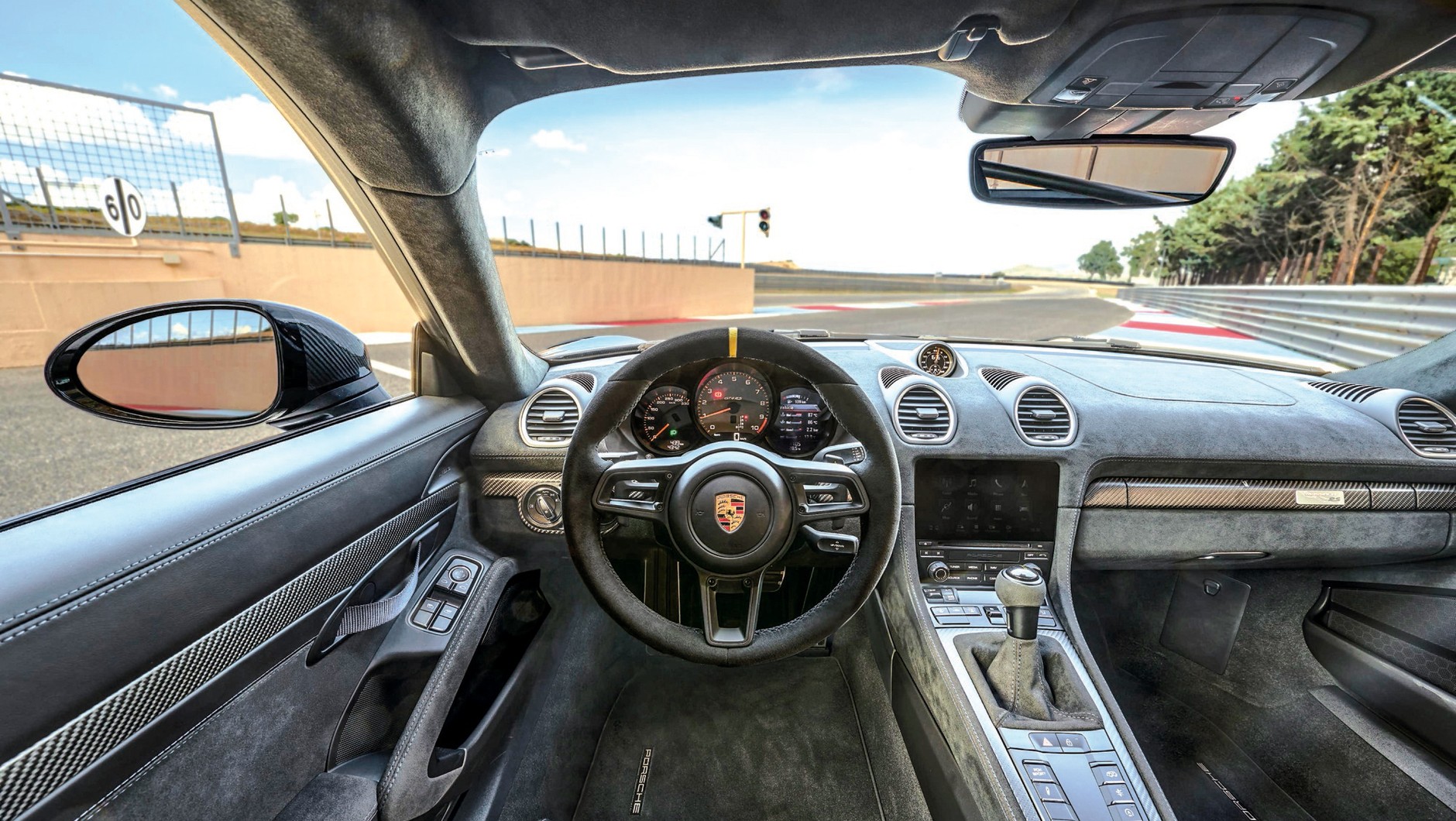 Porsche 718 Cayman GT4 RS