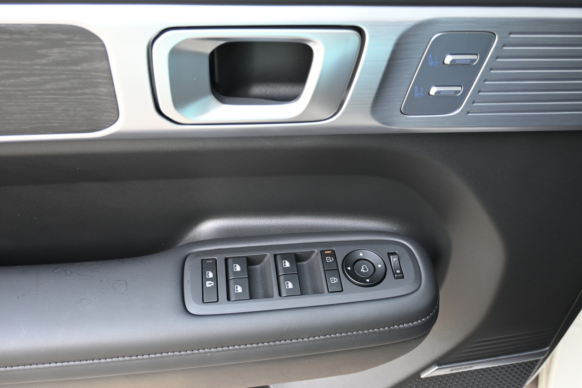 Hyundai Santa Fe piątej generacji (2024)