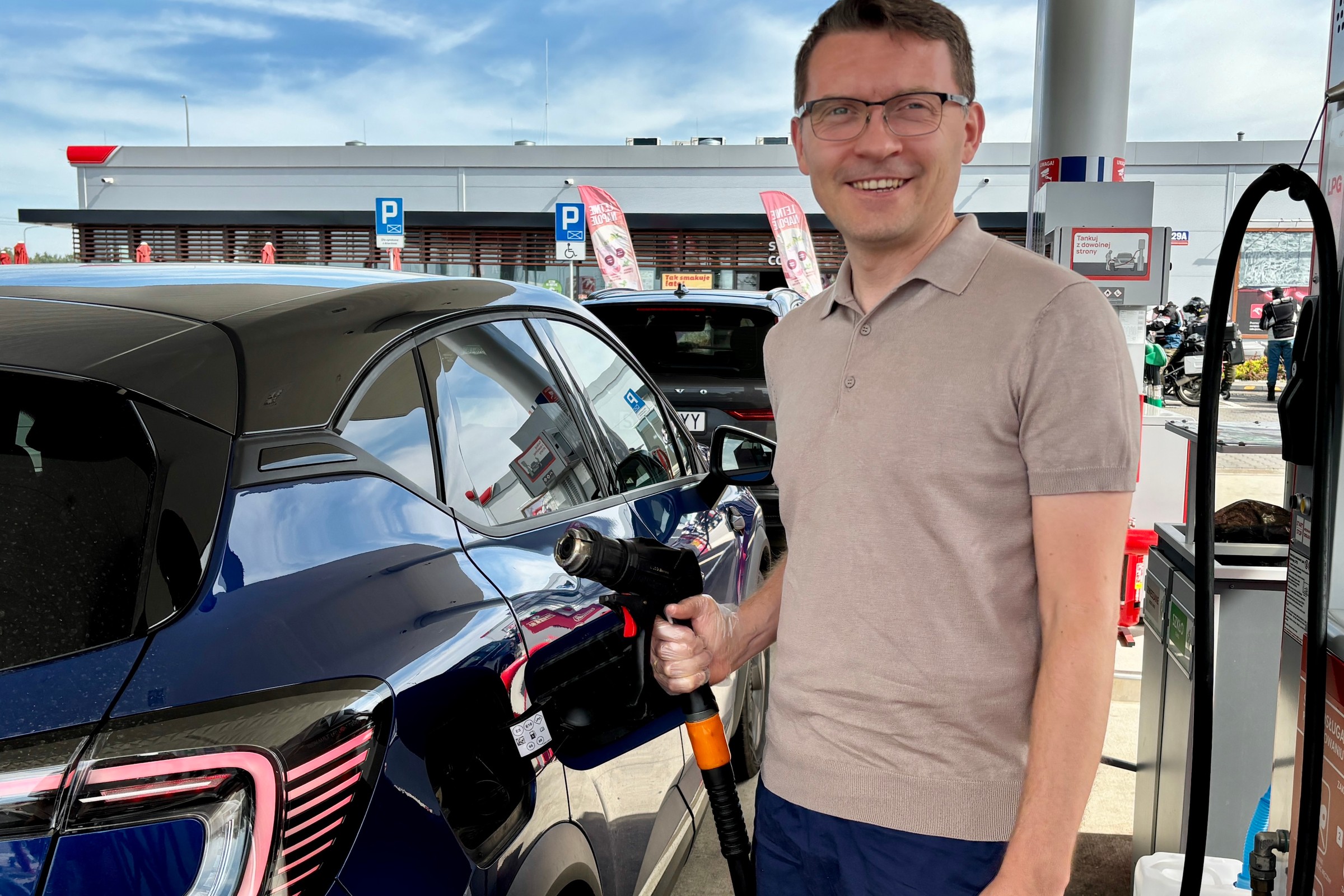 Czy warto kupić nowe auto na LPG? Paragony ze stacji kuszą, ale są warunki