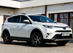Te SUV-y zużywają najmniej paliwa. Najnowsze dane Consumer Reports