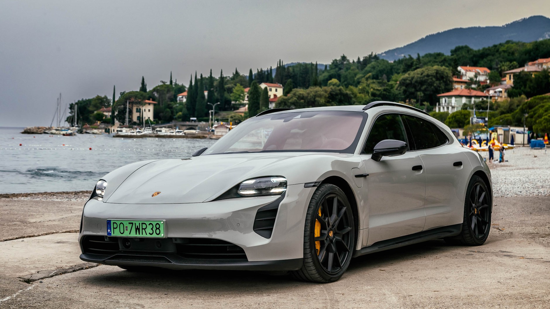 Podróż Porsche Taycanem i Audi e-tronem GT do Chorwacji