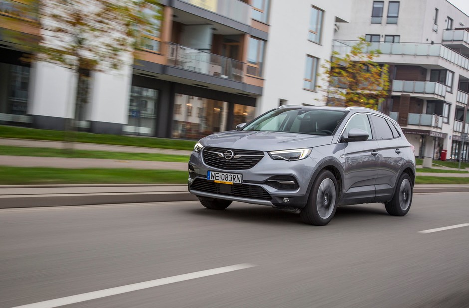 Opel Grandland X 1.2 Turbo - prawdziwy PeugOpel