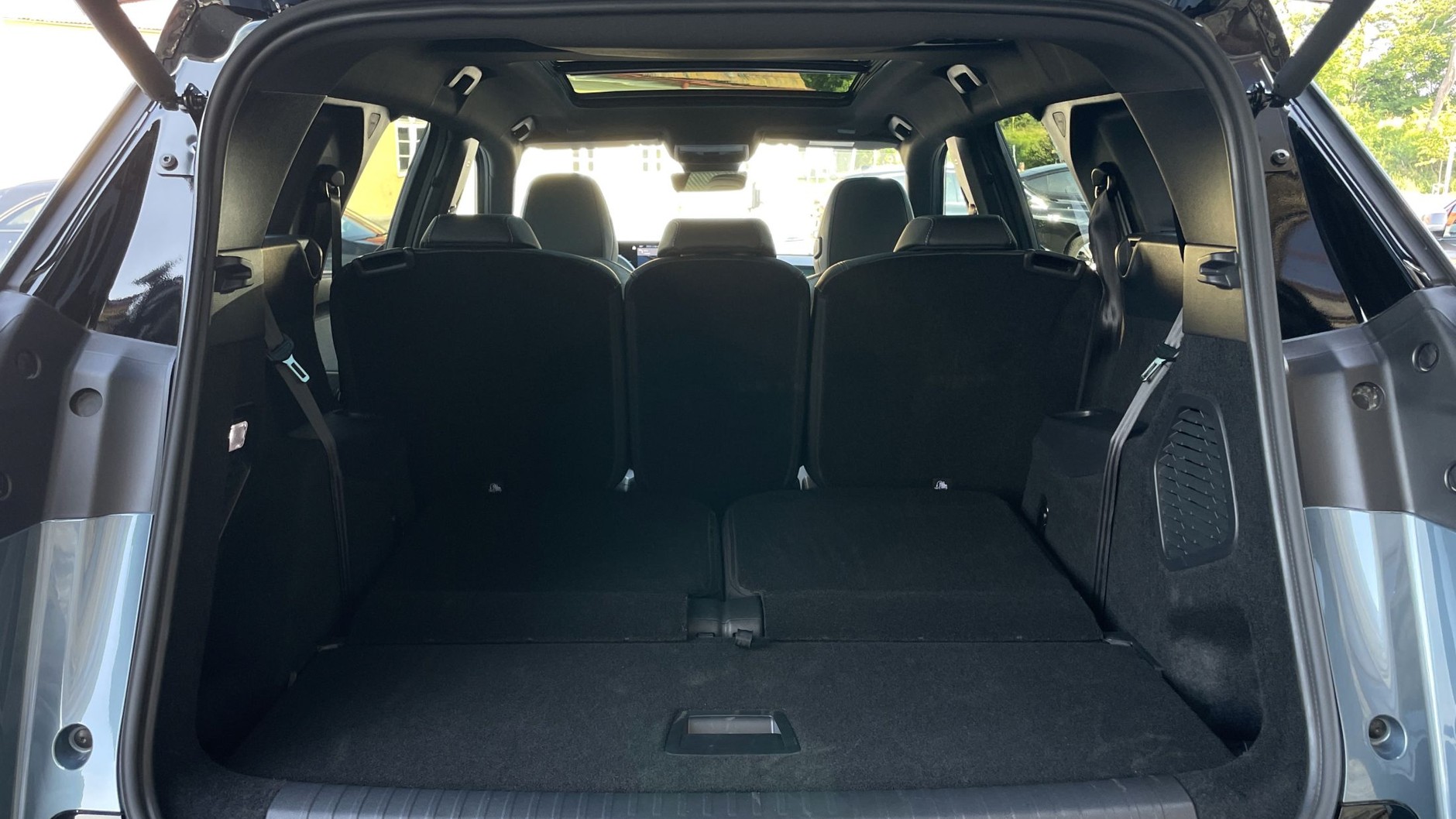 Peugeot E-5008 w pierwszym teście